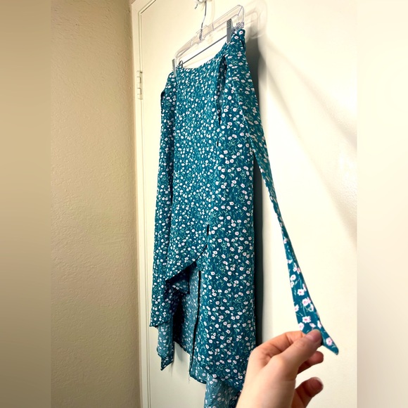 Women's Floral Flowy Ditsy Wrap Skirt, Size M - Picture 10 of 15